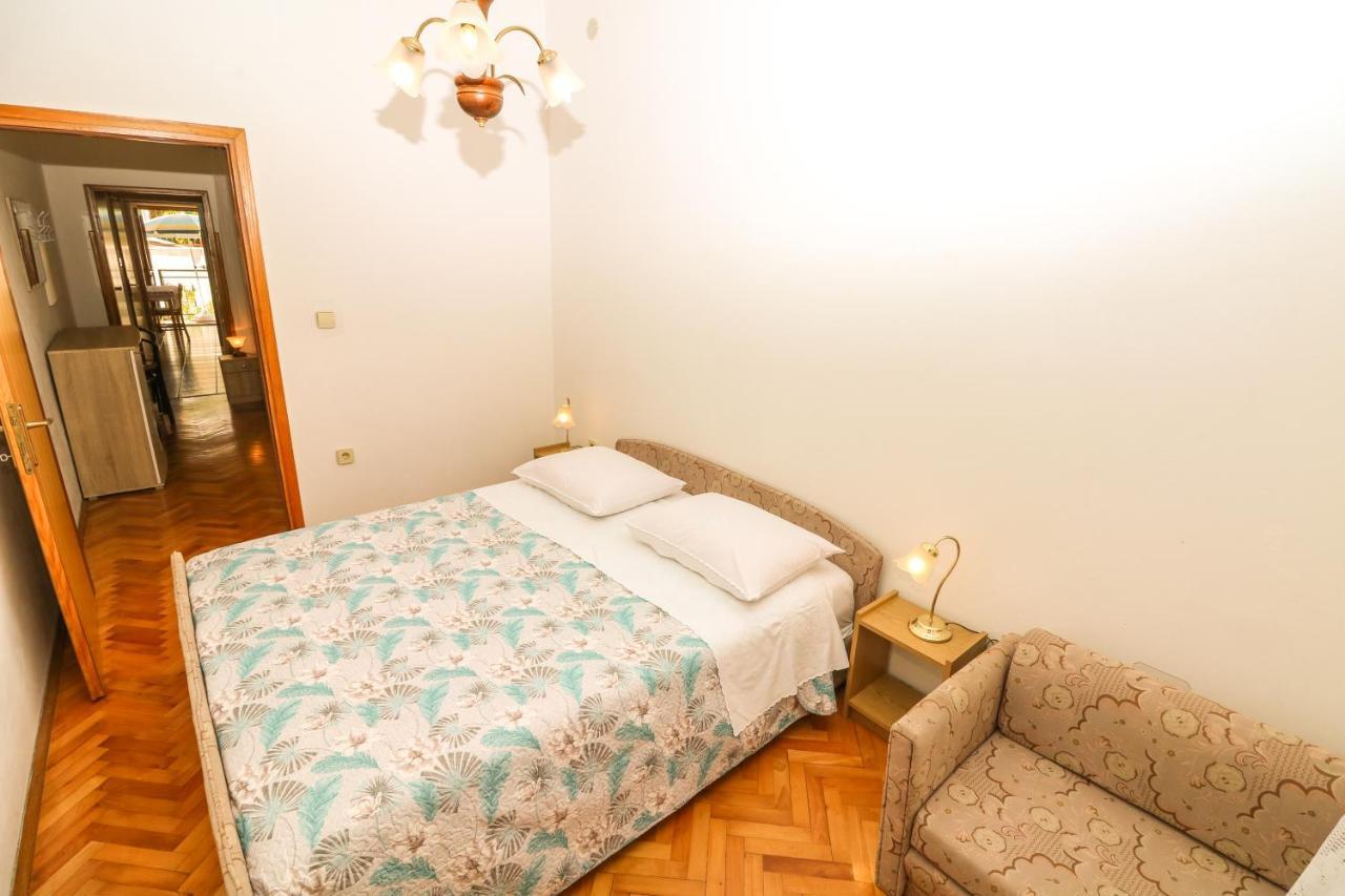 Apartment Marulic In Old Town Baška Exteriör bild