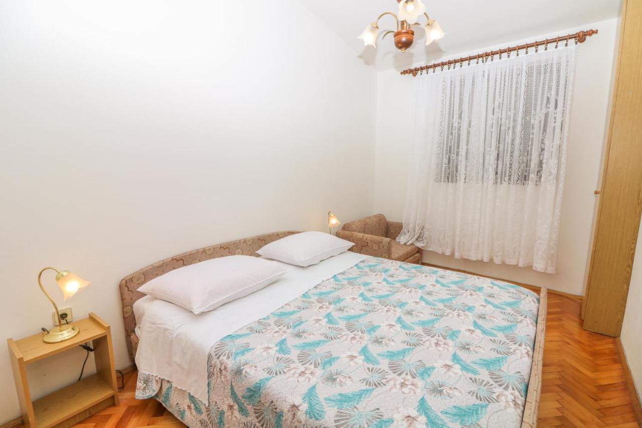 Apartment Marulic In Old Town Baška Exteriör bild